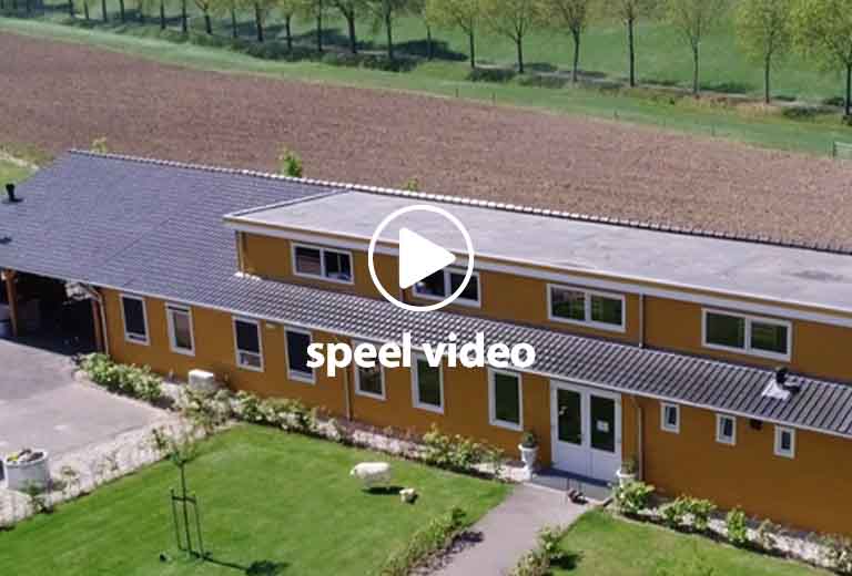 Bekijk een video over door ons geplaatste zorgboerderij zwaantjeshof